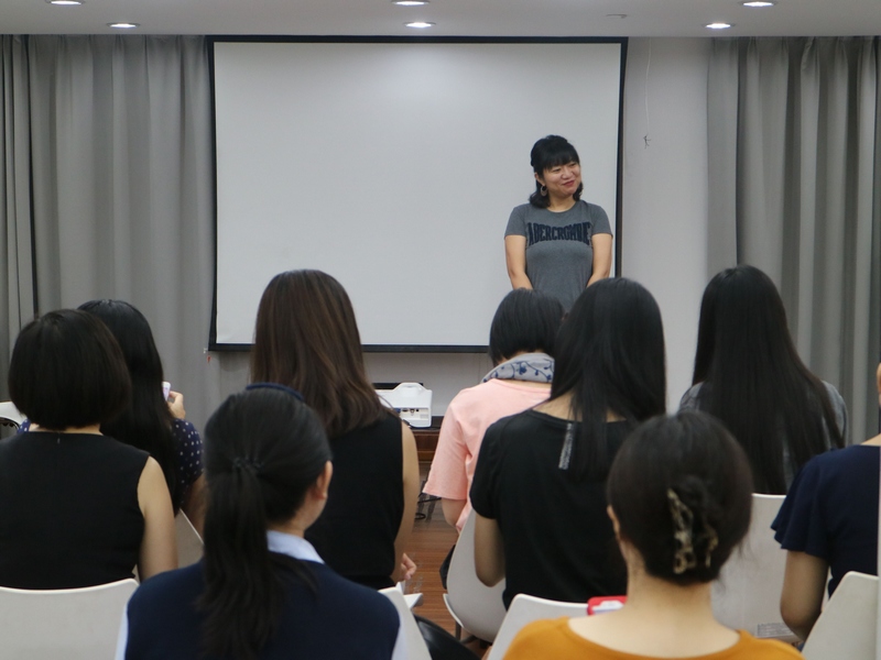 静安区图书馆举办静安白领朗诵沙龙培训第四期