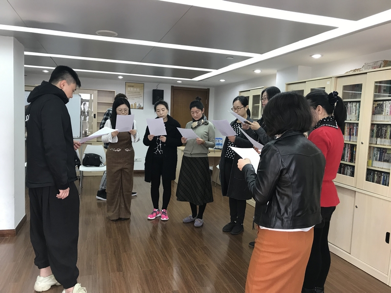 静安区图书馆举办静安白领朗诵沙龙专题培训